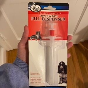 Pet Pill Dispenser - Quick & Easy